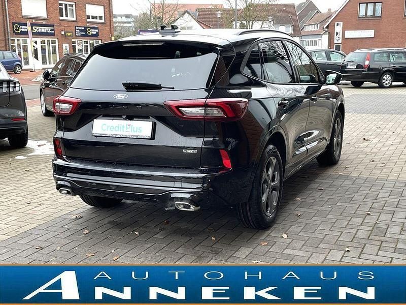Neu Ford Kuga ST-Line 242 PS (177 kW) 2025 Schwarz SUV