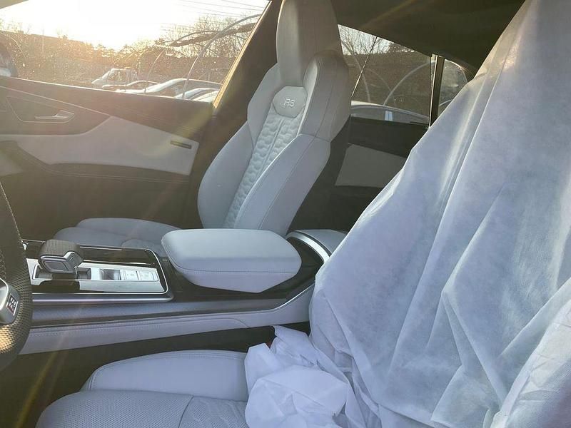 Neu Audi RS Q8 Performance 640 PS (470 kW) 2026 Grün SUV