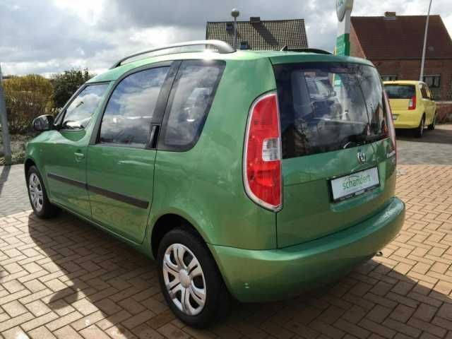 Gebraucht Skoda Roomster Plus Edition 86 PS (63 kW) 2011 Grün metallic Van / Kleinbus