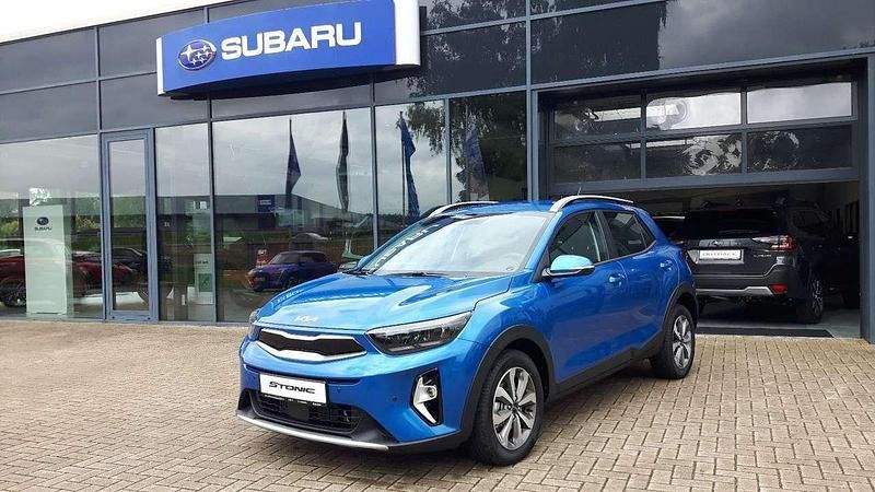 (spb) sporty blue Neu 2024 Kia Stonic Vision SUV | 21.570 € (Guter Preis) - Bild 1/4