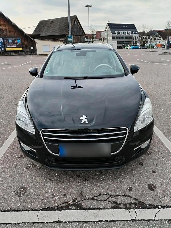 Gebraucht Peugeot 508 SW 140 PS (102 kW) 2012 Schwarz Kombi