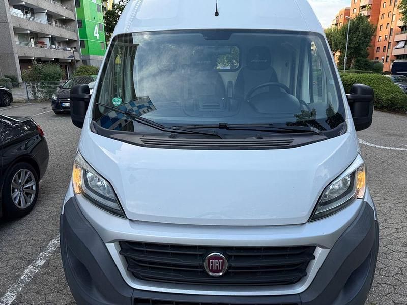 Weiß Gebraucht 2015 Fiat Ducato Van | 11.000 € - Bild 1/4