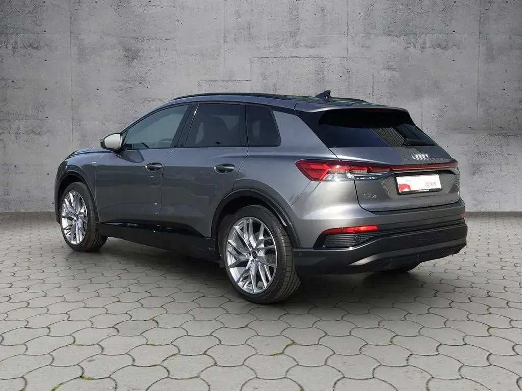 Gebraucht Audi Q4 e-tron Ambiente 210 kW (286 PS) 2024 Taifungrau metallic SUV