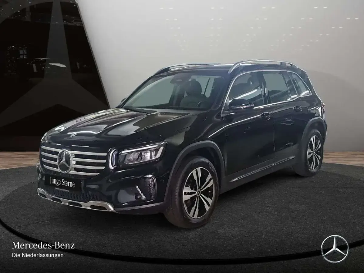 Gebraucht Mercedes GLB180 Progressive 116 PS (85 kW) 2025 Schwarz SUV