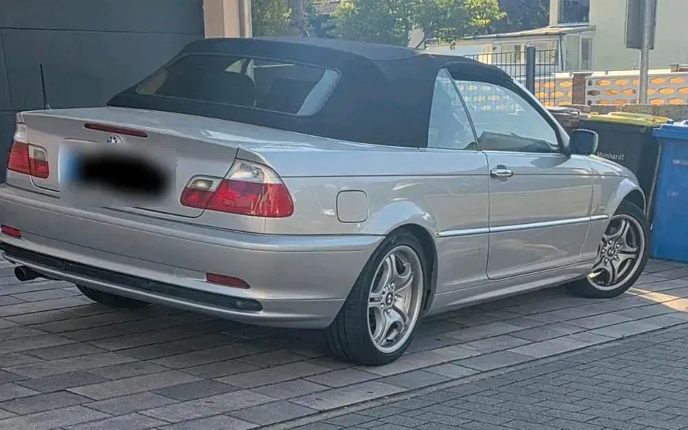 Gebraucht BMW 318 143 PS (105 kW) 2002 Grau Cabrio