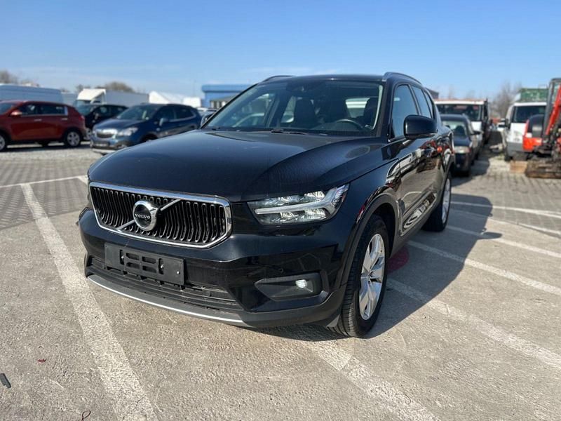 Gebraucht Volvo XC40 163 PS (119 kW) 2020 Schwarz SUV