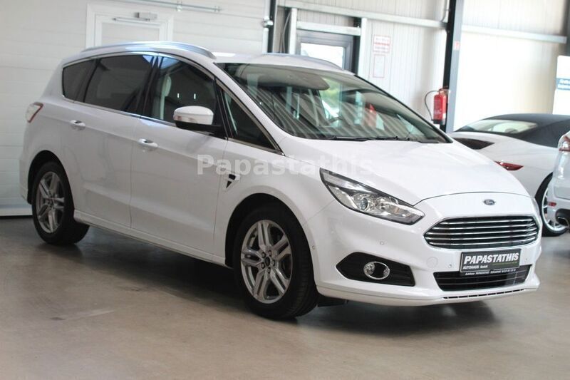 Weiß Gebraucht 2019 Ford S-MAX Titanium Van / Kleinbus | 12.990 € (Superpreis) - Bild 1/4
