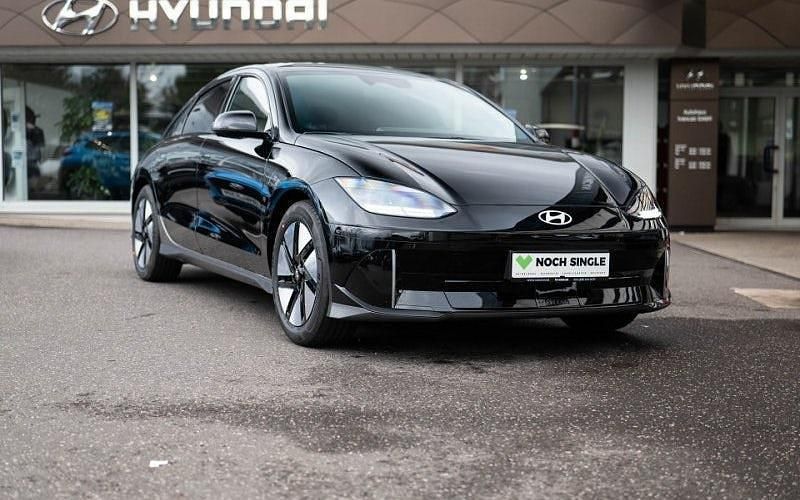 Gebraucht Hyundai Ioniq 6 Techniq 167 kW (228 PS) 2024 Abyss black Limousine