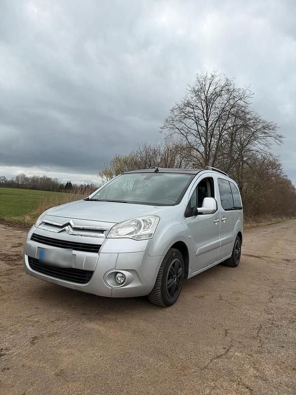 Gebraucht Citroën Berlingo 120 PS (88 kW) 2010 Silber Van / Kleinbus