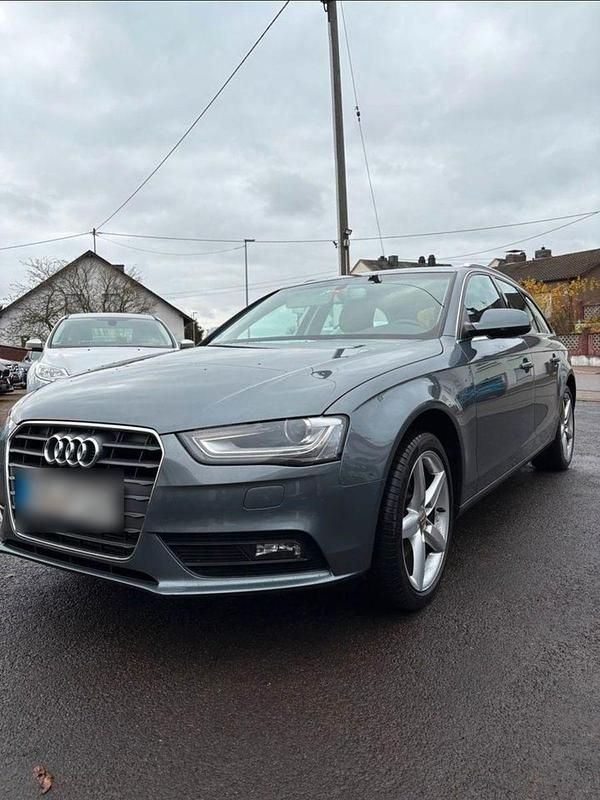 Second-hand Audi A4 Attraction 143 CP (105 kW) 2012 Gri Break