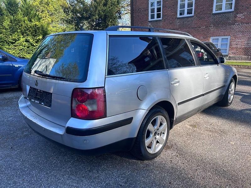 Używany VW Passat Comfortline 101 KM (74 kW) 2002 Kombi