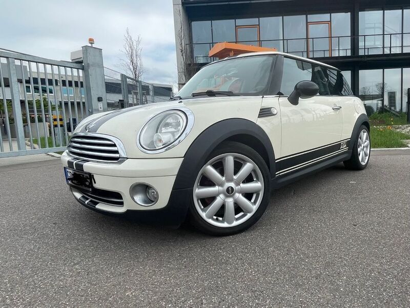 Weiß Gebraucht 2008 Mini ONE Kleinwagen | 4.900 € (Etwas zu teuer) - Bild 1/4