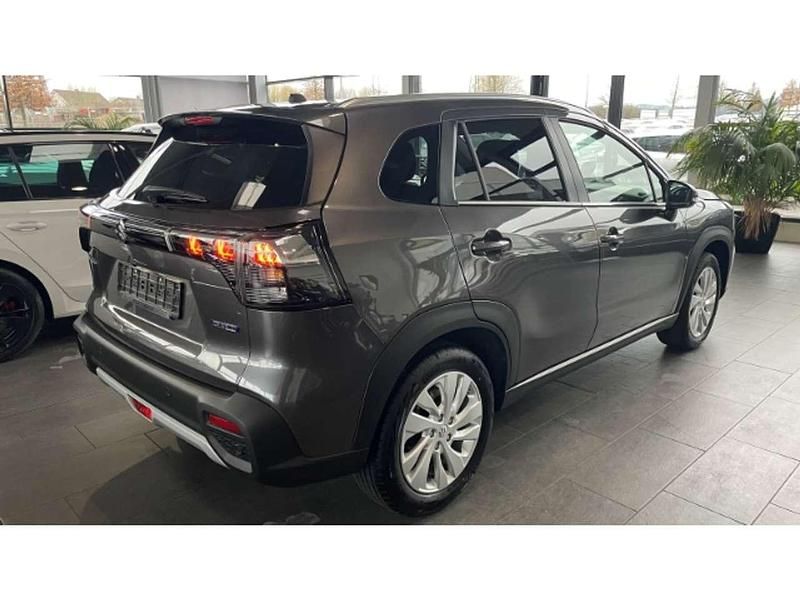 Gebraucht Suzuki SX4 Comfort 110 PS (80 kW) 2025 Titan dark grey metallic SUV