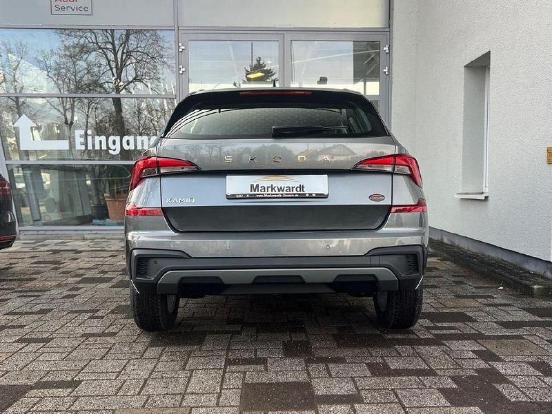 Neu Skoda Kamiq Selection 116 PS (85 kW) 2026 Graphitegrau metallic SUV