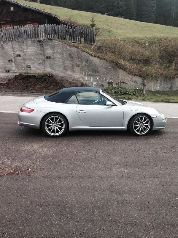 Gebraucht Porsche 997 325 PS (239 kW) 2006 Silber Cabrio