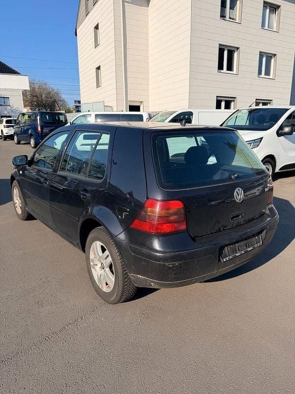 Gebraucht VW Golf IV Edition 131 PS (96 kW) 2002 Schwarz Limousine