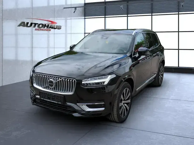 Gebraucht Volvo XC90 Plus 235 PS (172 kW) 2023 Onyx black (metallic) SUV
