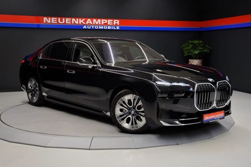 Schwarz Gebraucht 2024 BMW i7 Sport Line Limousine | 99.990 € (Guter Preis) - Bild 1/4