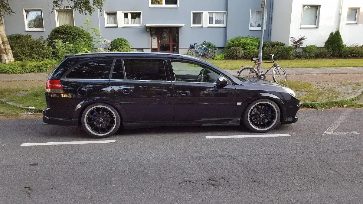 Gebraucht Opel Vectra Sport 250 PS (183 kW) 2006 Schwarz Kombi
