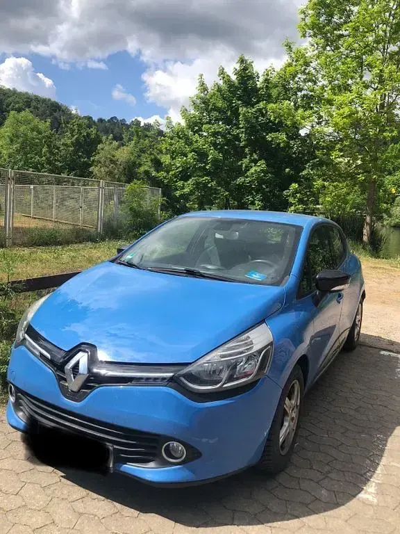Gebraucht Renault Clio IV Initiale Paris 90 PS (66 kW) 2014 Blau Limousine