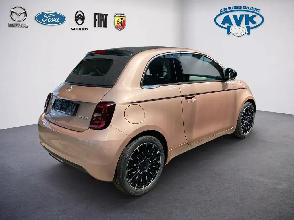 Neu Fiat 500 La Prima 65 PS (47 kW) 2026 Gold Cabrio