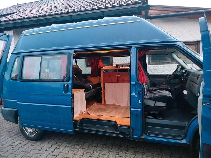Second-hand VW Transporter 88 CP (64 kW) 2001 Albastru Van