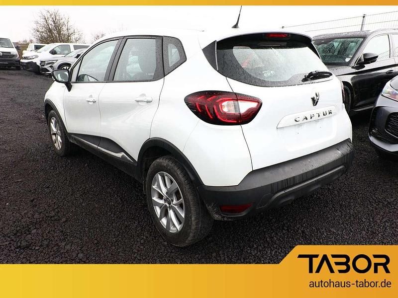 Gebraucht Renault Captur LIMITED 131 PS (96 kW) 2019 Perlmuttweiß SUV