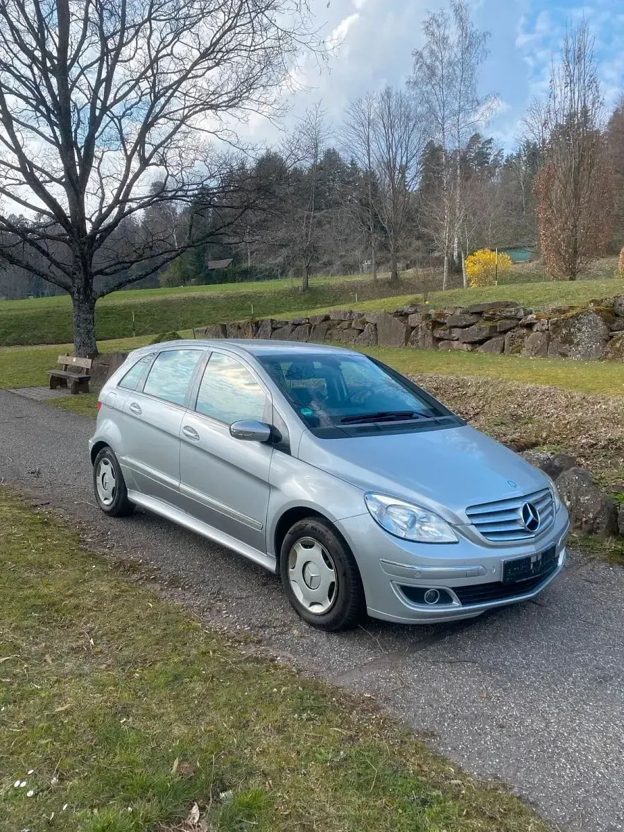 Usata Mercedes B150 2007 Argento Monovolume
