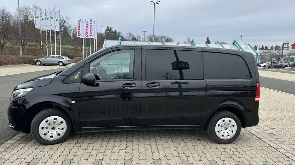 Gebraucht Mercedes Vito 136 PS (100 kW) 2021 Schwarz Van