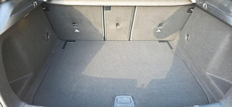 Gebraucht Mercedes A180 136 PS (100 kW) 2020 Grau Kleinwagen