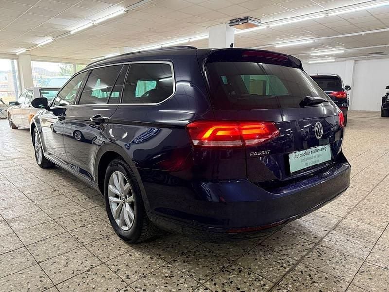 Gebraucht VW Passat 150 PS (110 kW) 2017 Blau Limousine