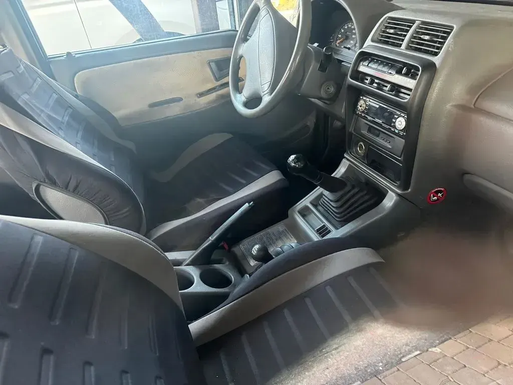 Gebraucht Suzuki Vitara 132 PS (97 kW) 1998 Schwarz Cabrio