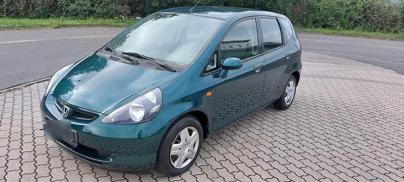 Grün Gebraucht 2002 Honda Jazz LS Kleinwagen | 2.999 € (Fairer Preis) - Bild 1/4