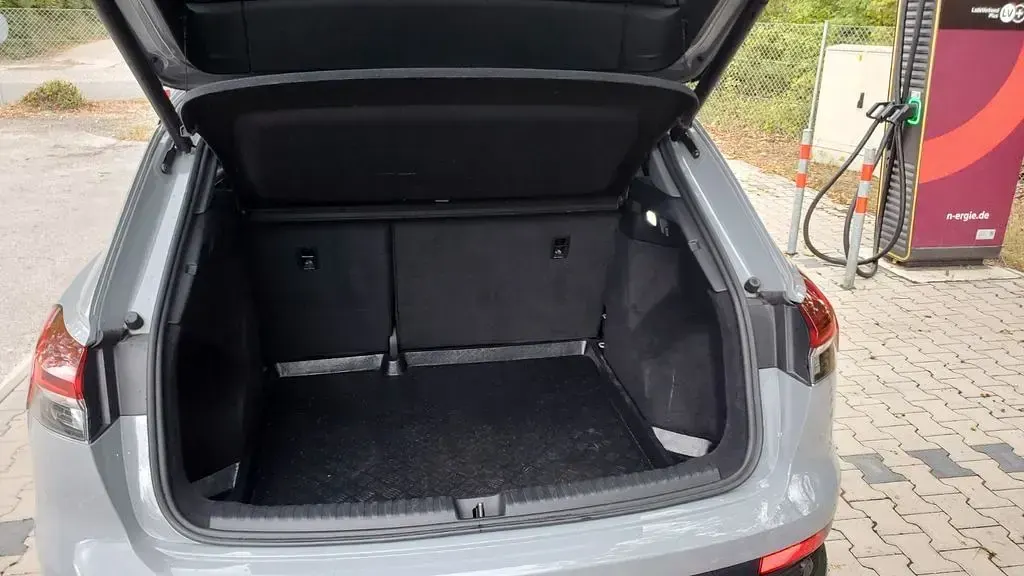 Gebraucht Audi Q4 e-tron Basis 125 kW (170 PS) 2021 Grau SUV