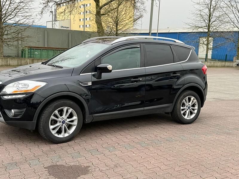 Gebraucht Ford Kuga 163 PS (119 kW) 2011 Schwarz SUV