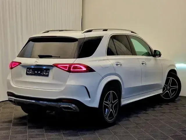 Gebraucht Mercedes GLE300 AMG 245 PS (180 kW) 2024 Weiß SUV