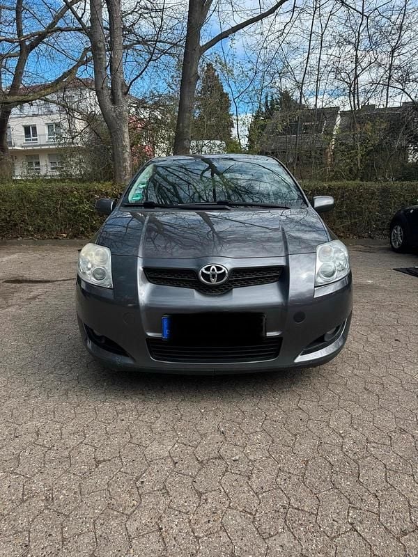 Gebraucht Toyota Auris 124 PS (91 kW) 2008 Grau Kleinwagen