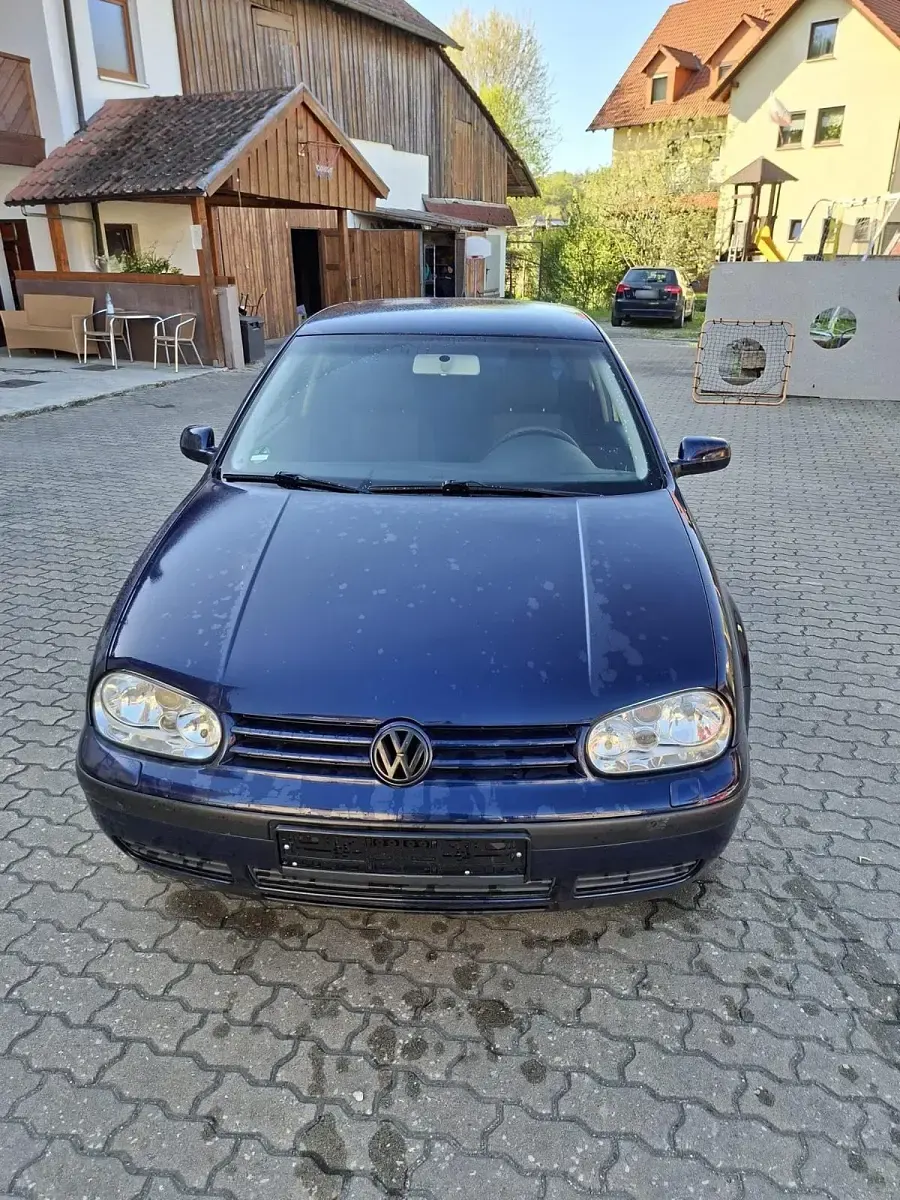 Gebraucht VW Golf IV 105 PS (77 kW) 2000 Blau Limousine