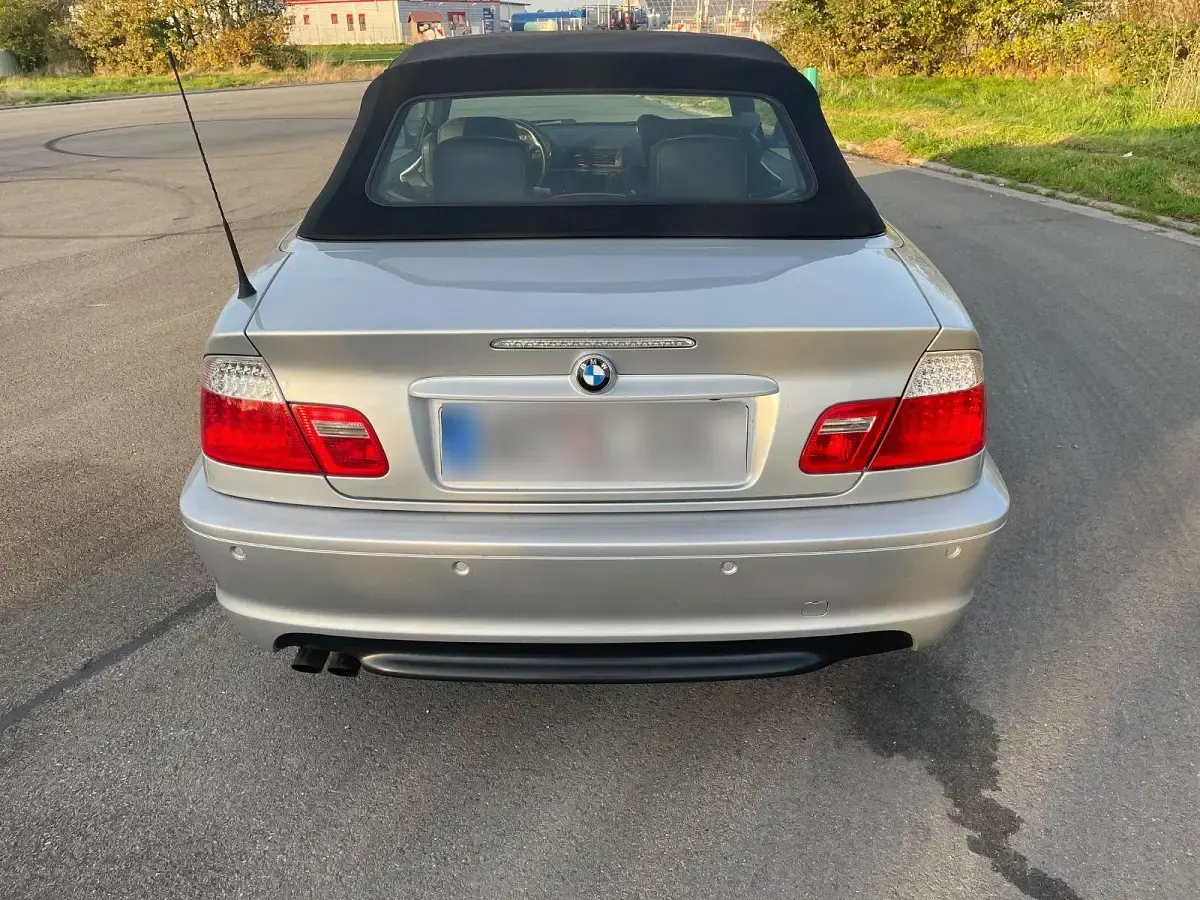Gebraucht BMW 320 Cabriolet M Sport 170 PS (125 kW) 2004 Silber Cabrio