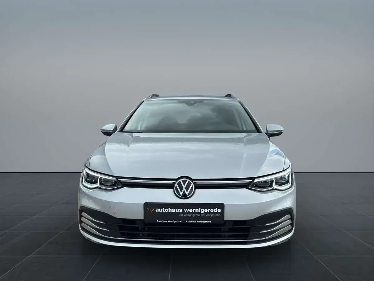 Usata VW Golf VIII 150 CV (110 kW) 2023 Argento Berlina