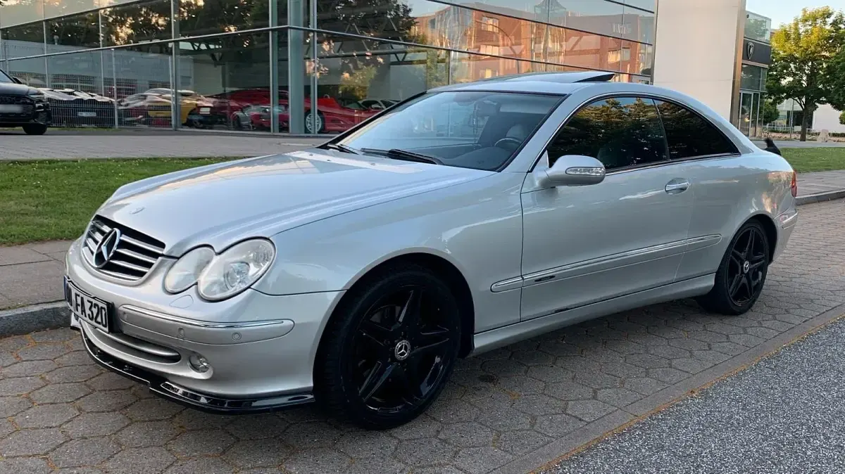 Gebraucht Mercedes CLK320 AMG 218 PS (160 kW) 2003 Silber Coupé