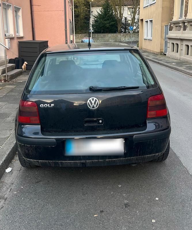Gebraucht VW Golf IV 75 PS (55 kW) 2003 Schwarz Kleinwagen