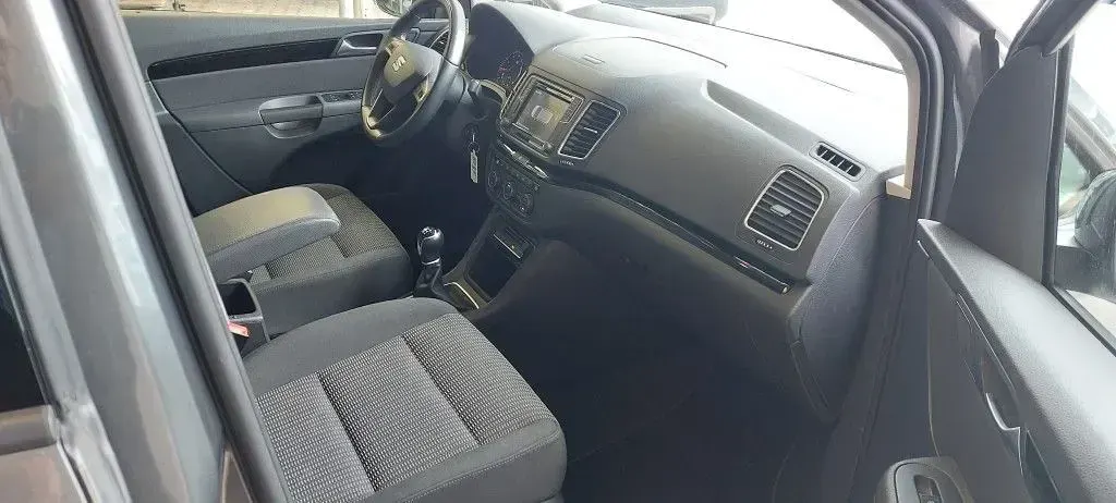 Gebraucht Seat Alhambra Style 150 PS (110 kW) 2017 Grau Van / Kleinbus