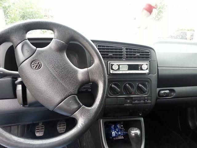 Gebraucht VW Golf Cabriolet 54 PS (39 kW) 1997 Schwarz Cabrio