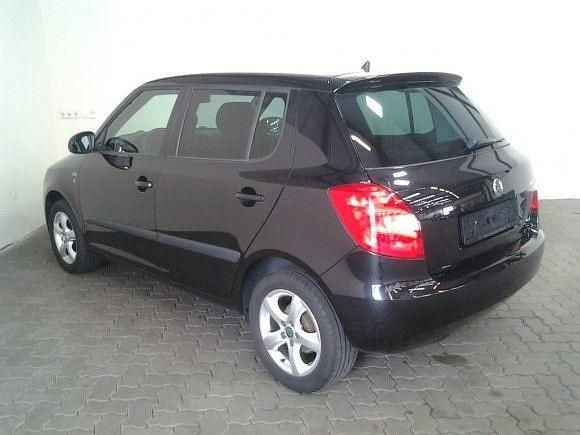 Gebraucht Skoda Fabia Fresh 86 PS (63 kW) 2011 Schwarz Limousine