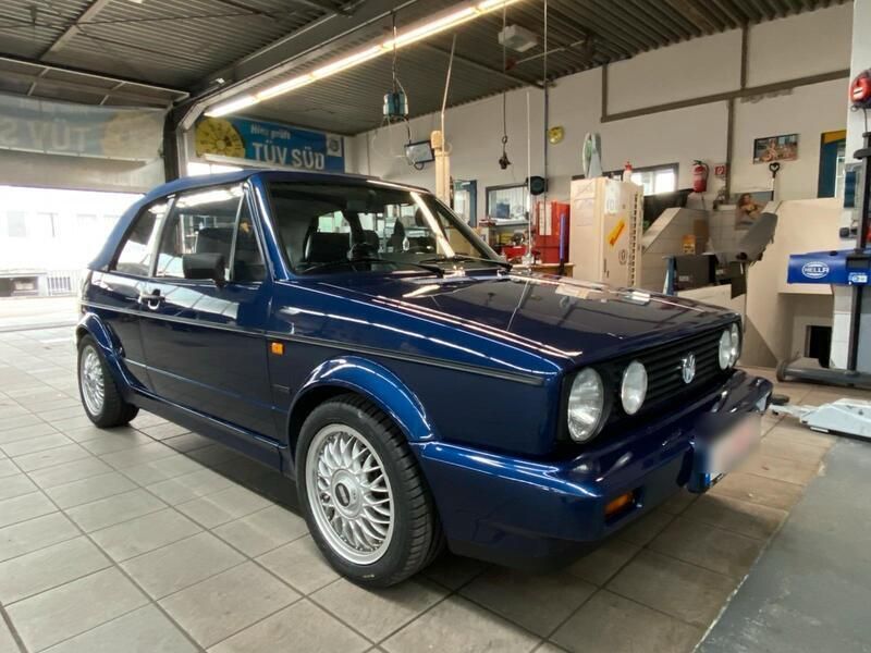 Blau Gebraucht 1993 VW Golf Cabriolet Cabrio | 13.990 € - Bild 1/4