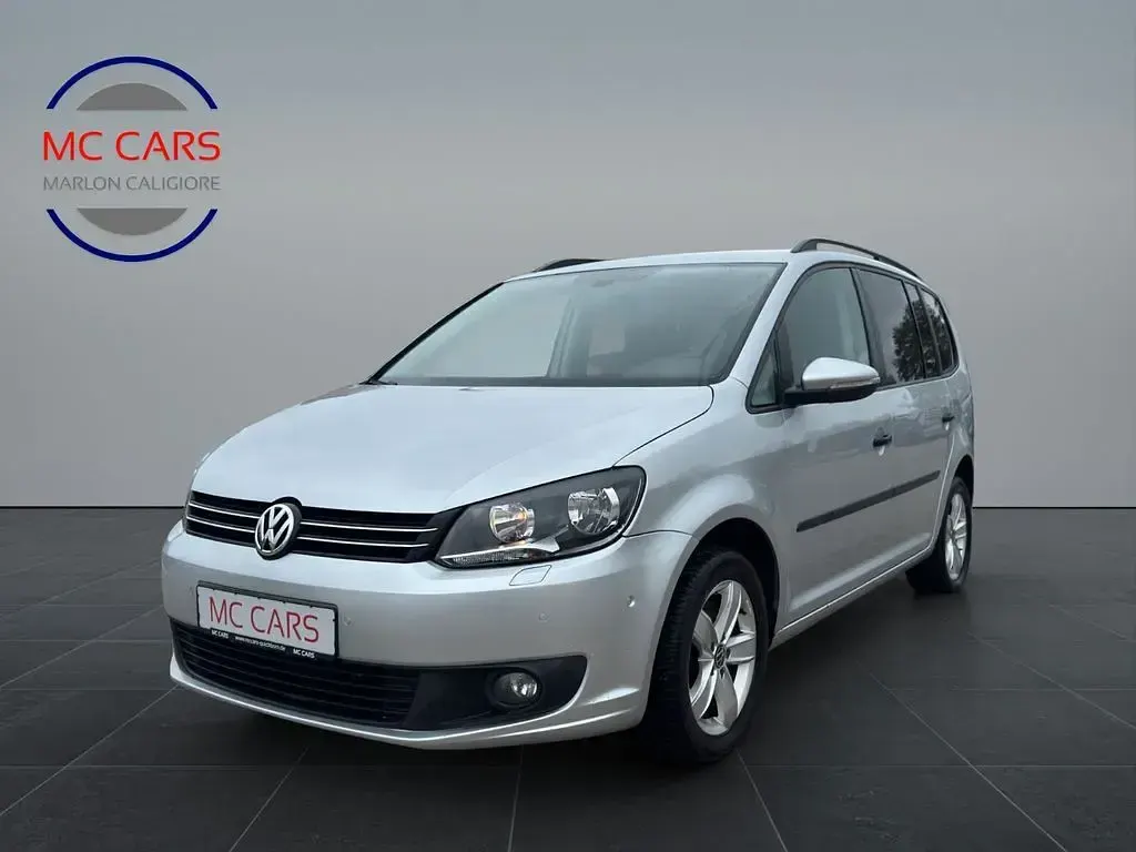 Gebraucht VW Touran 140 PS (102 kW) 2014 Grau Van / Kleinbus