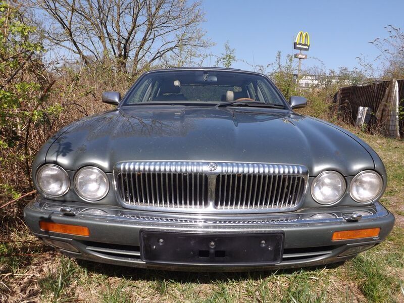 Gebraucht Jaguar X300 241 PS (177 kW) 1995 Grün Limousine
