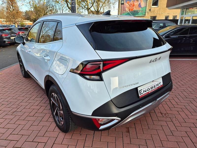 Gebraucht Kia Sportage Comfort 160 PS (117 kW) 2024 Weiß SUV