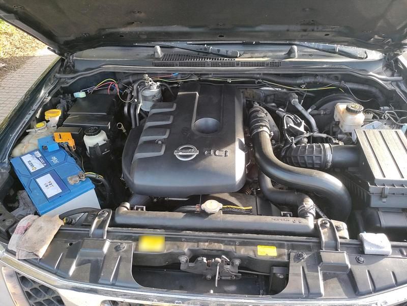 Gebraucht Nissan Navara 172 PS (126 kW) 2008 Blau Pickup